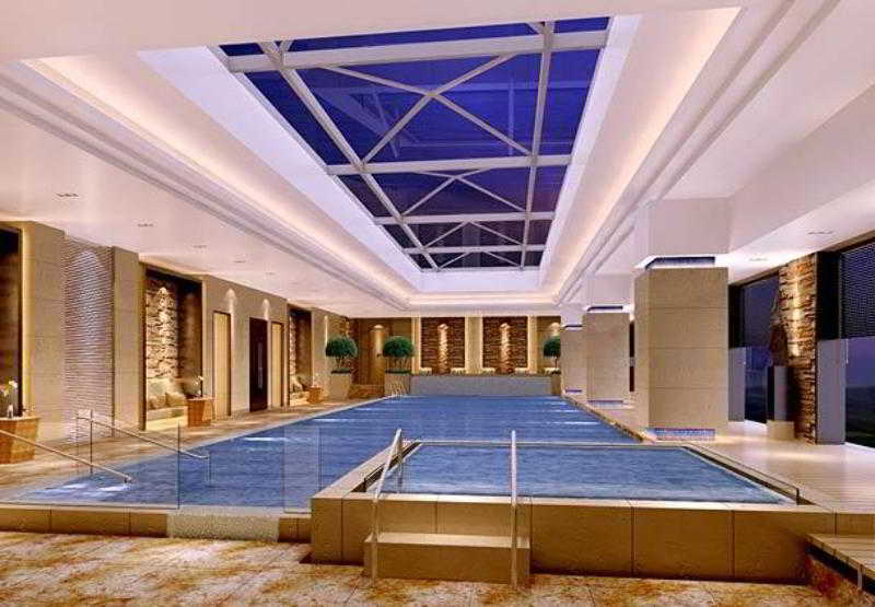 Renaissance Shanghai Caohejing Hotel Съоръжения снимка