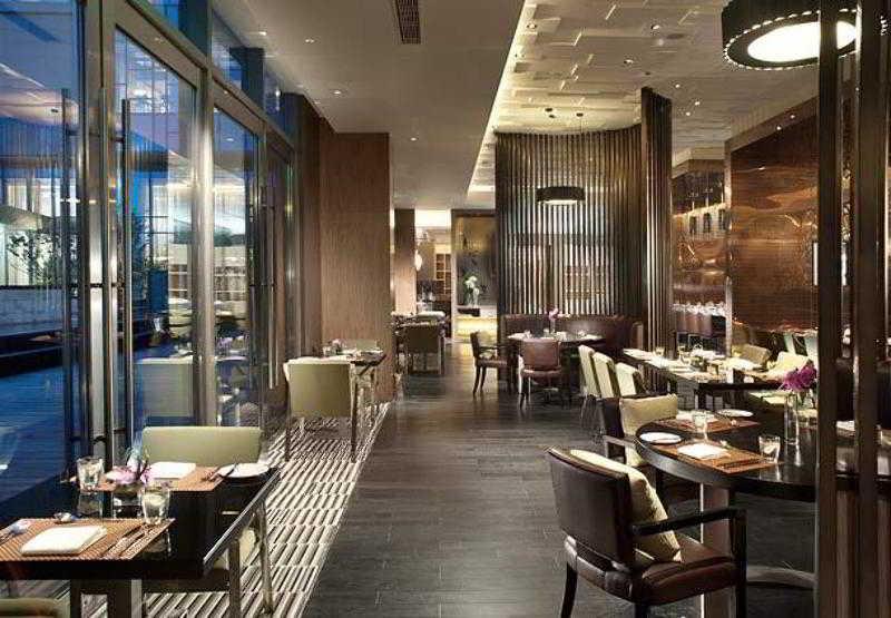 Renaissance Shanghai Caohejing Hotel Екстериор снимка