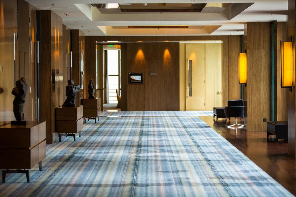 Renaissance Shanghai Caohejing Hotel Екстериор снимка