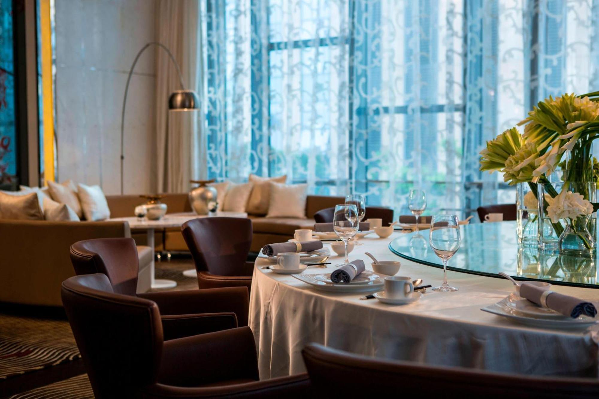 Renaissance Shanghai Caohejing Hotel Екстериор снимка