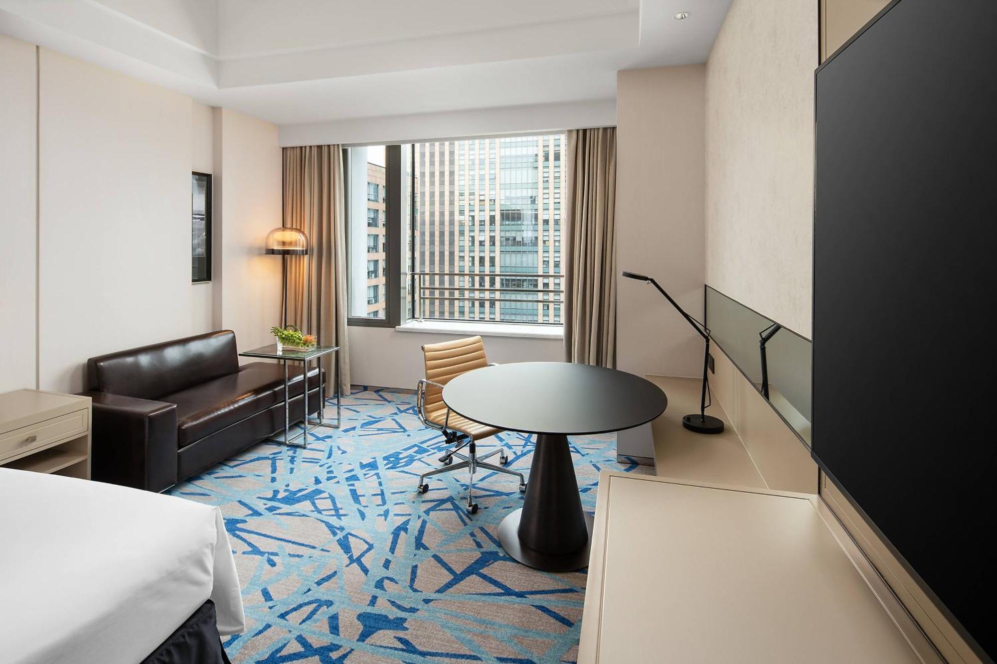 Renaissance Shanghai Caohejing Hotel Екстериор снимка